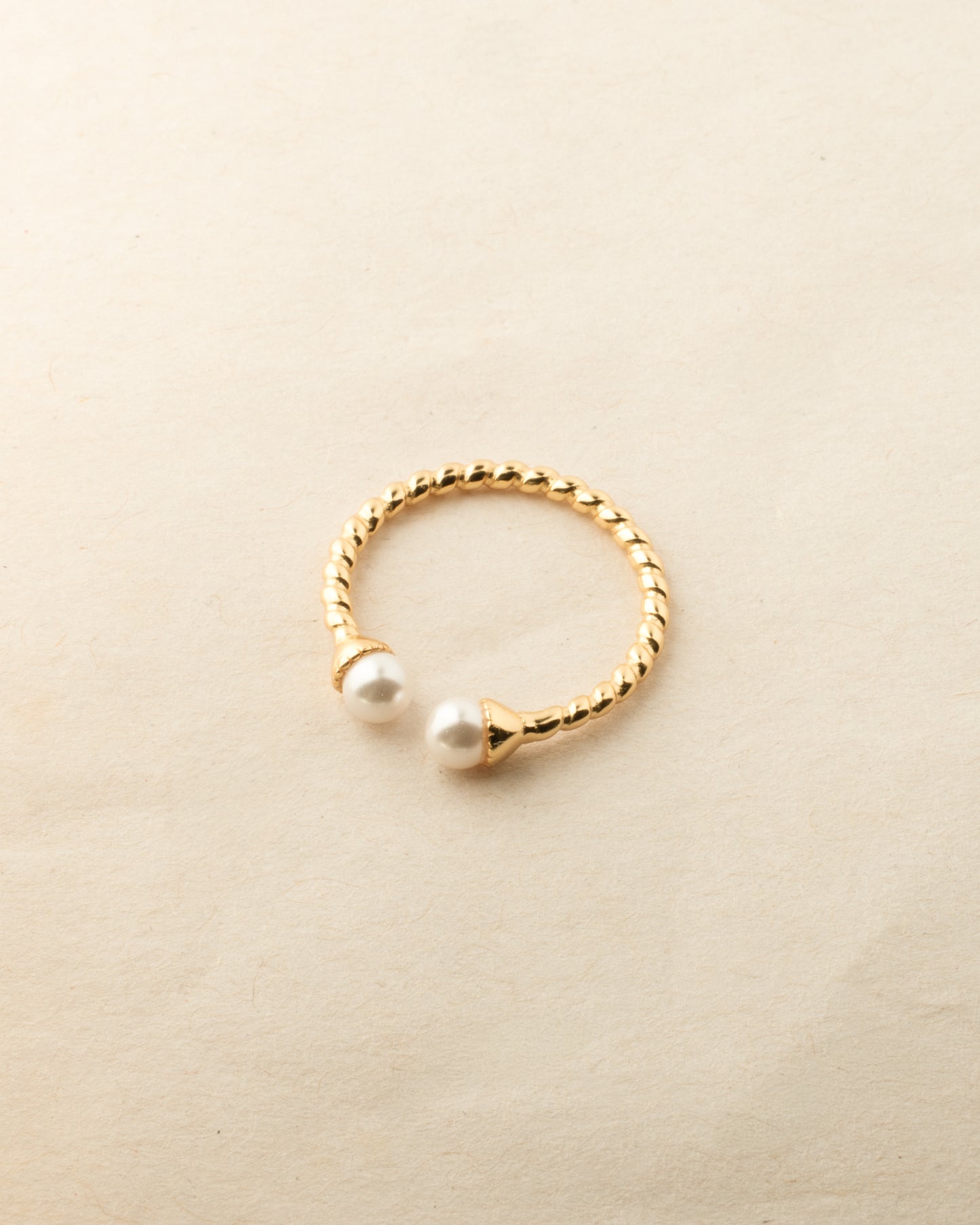 Pearlux Ring