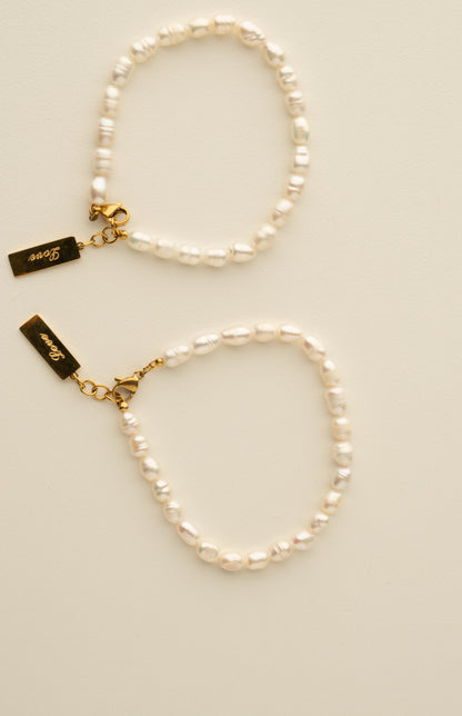 Kvara Vintage Pearl Love Bracelet