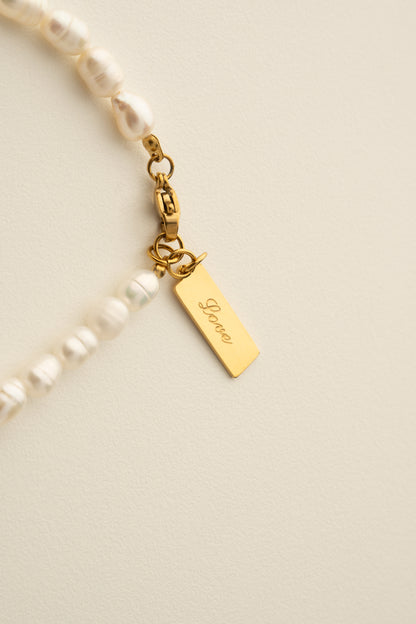 Kvara Vintage Pearl Love Bracelet