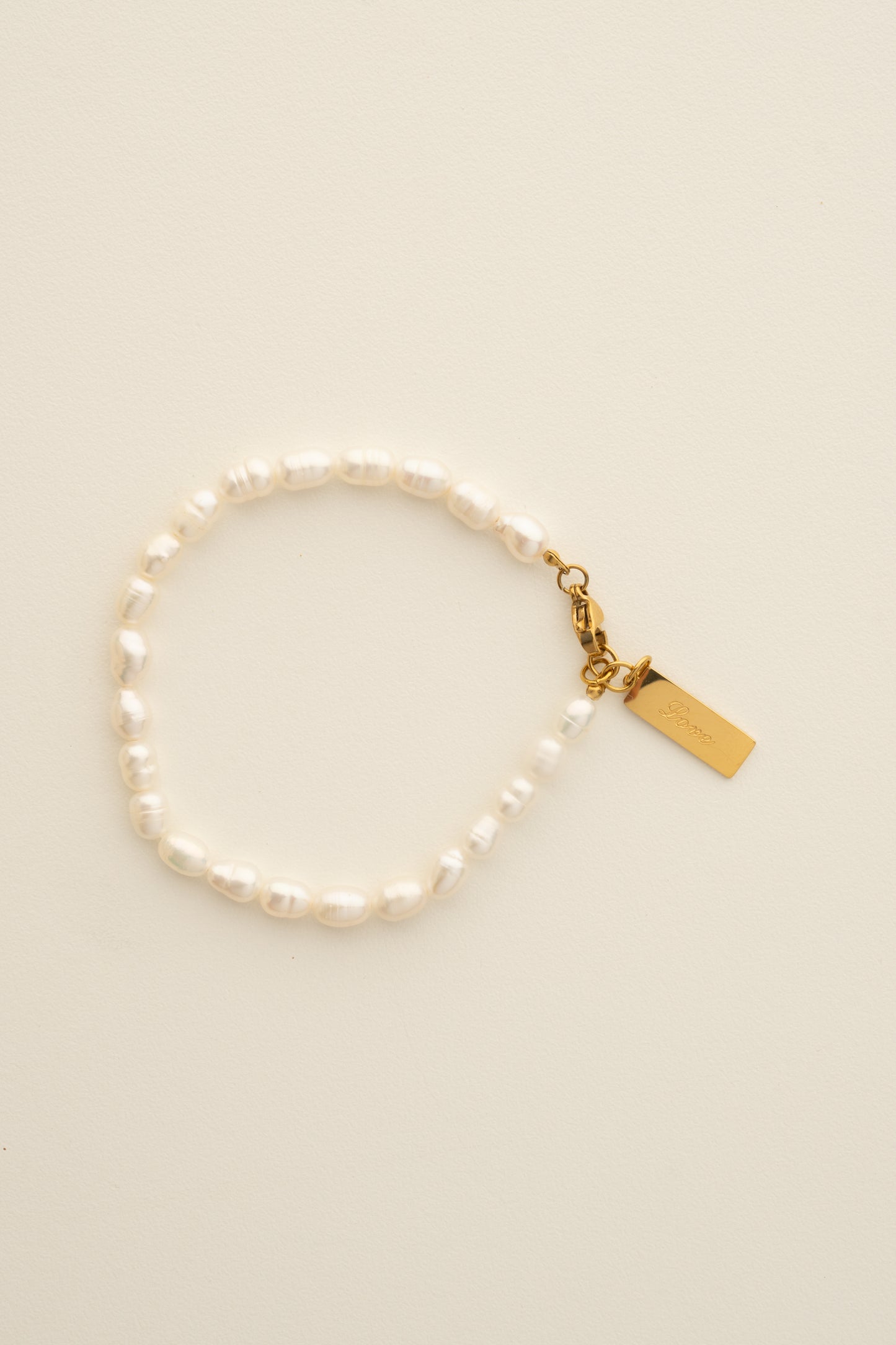 Kvara Vintage Pearl Love Bracelet