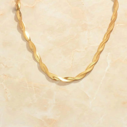 Elise Twisted Snake Chain Necklace