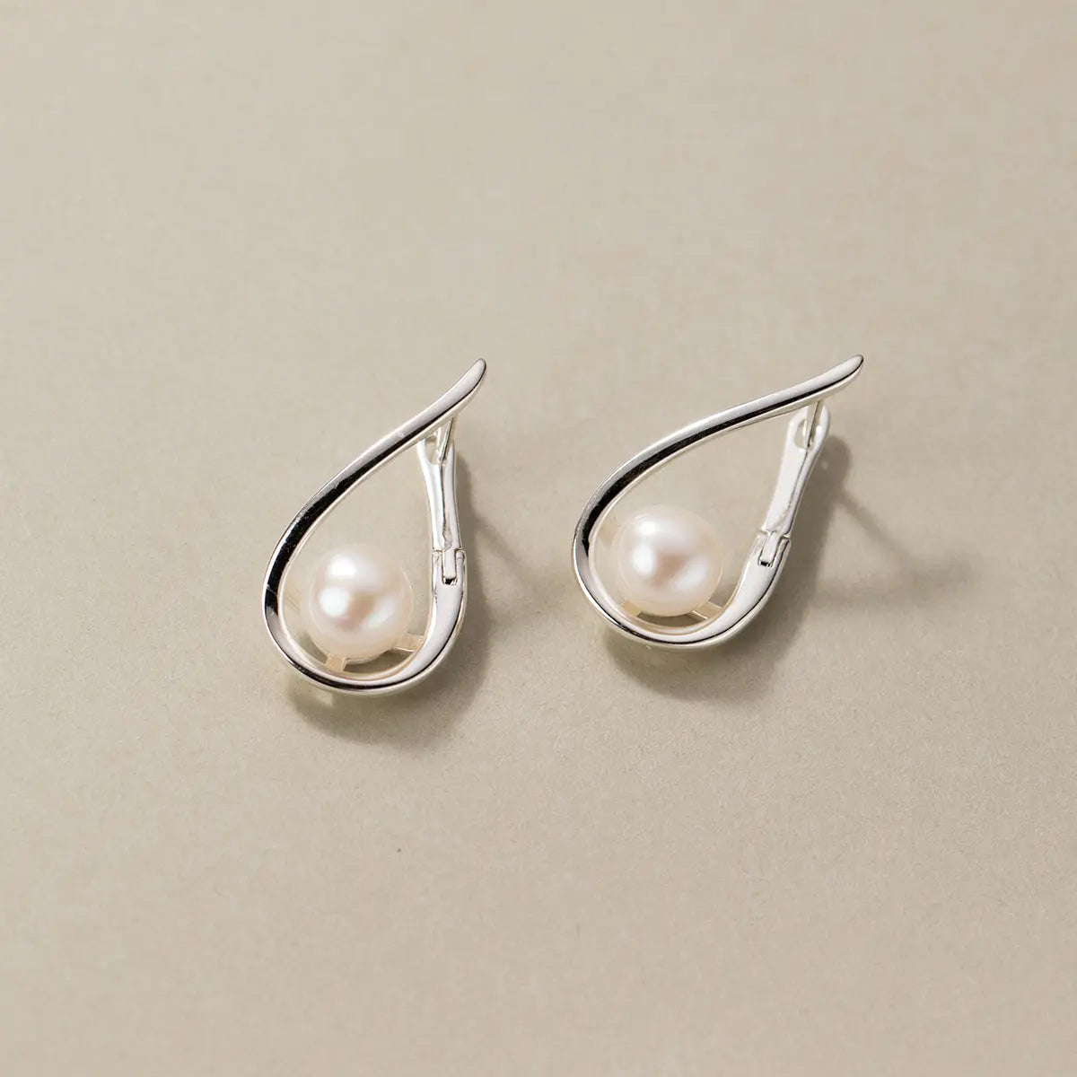 Lunara Earrings