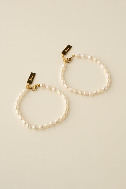 Kvara Vintage Pearl Love Bracelet